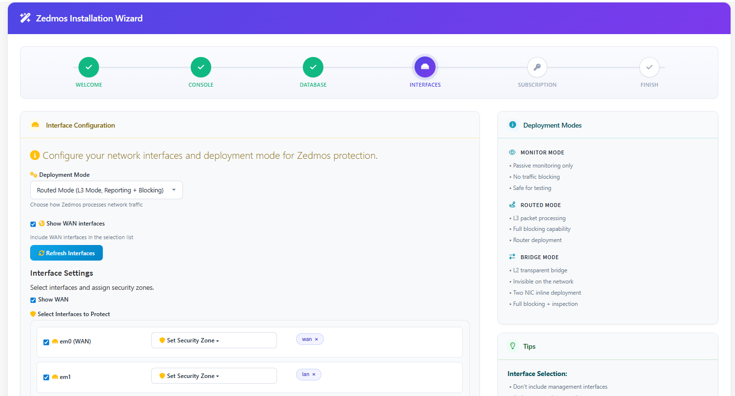 Interface-Konfiguration mit Deployment Mode = Routed, em0 in der Zone wan und em1 in der Zone lan.